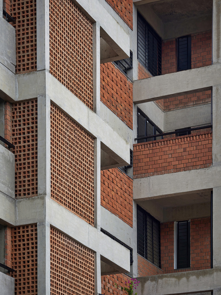 news: studio frozen music reimagines contemporary residential