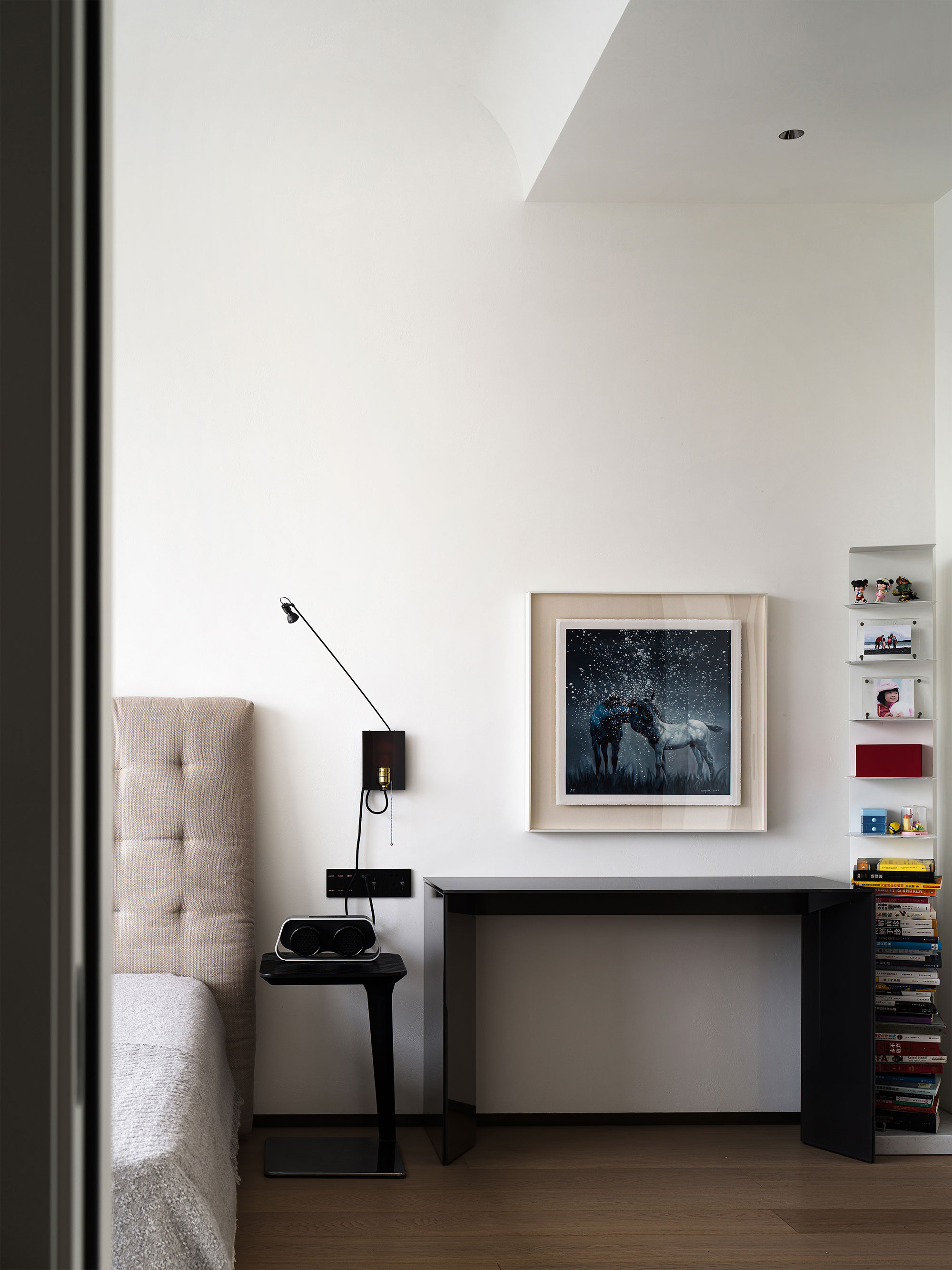 shenzhen's lakeside villa merges art and contemporary elegance: project ...