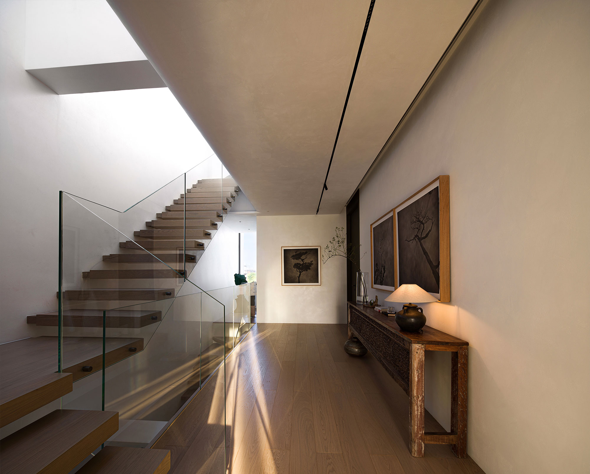 shenzhen's lakeside villa merges art and contemporary elegance: project ...
