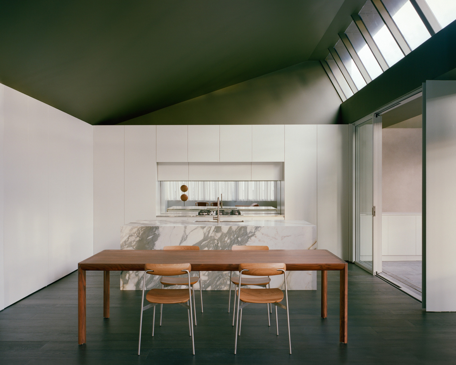 lane cove house uses factory-inspired roofs to frame the sky: project ...