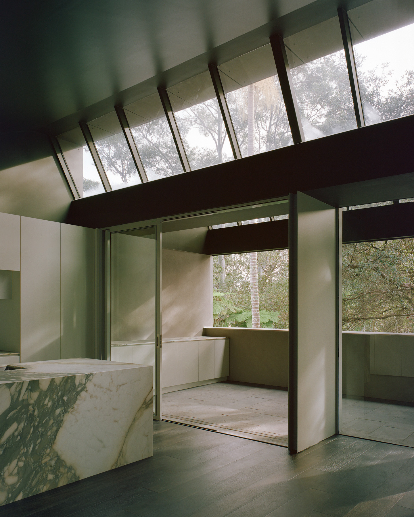 lane cove house uses factory-inspired roofs to frame the sky: project ...