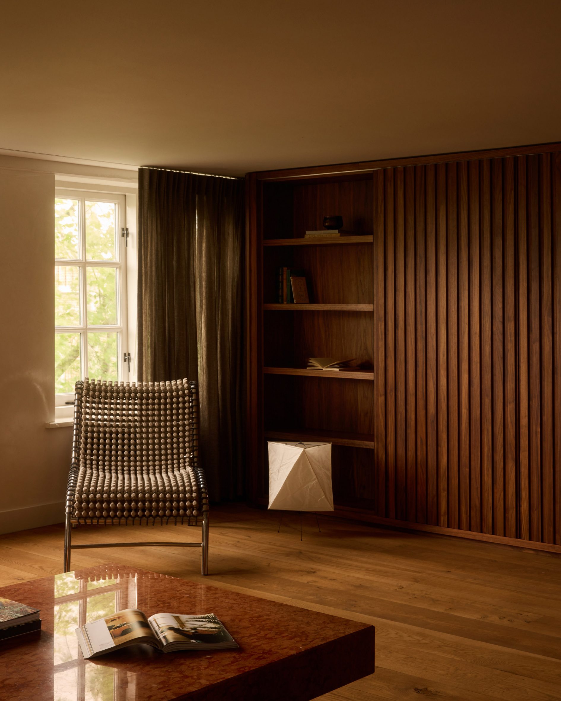 thoughtful transformation of an 18th-century sugar refinery apartment ...