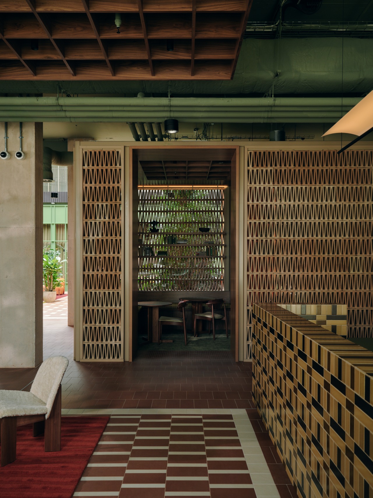 tabitha isobel and studio multi create a light-filled workspace within ...